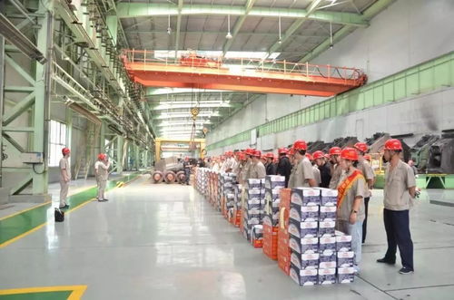 寶山礦業(yè)公司 鋼管公司 煉鋼廠 稀土鋼煉鐵廠開展送清涼活動(dòng)