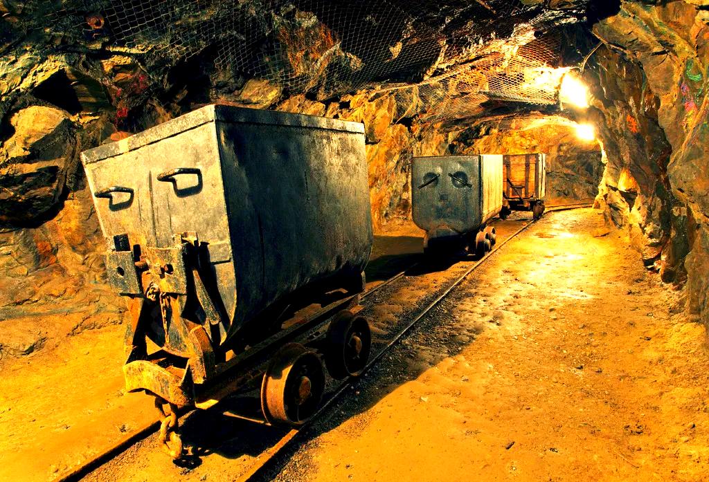 地下礦山開(kāi)采 技術(shù)突破與未來(lái)趨勢(shì)